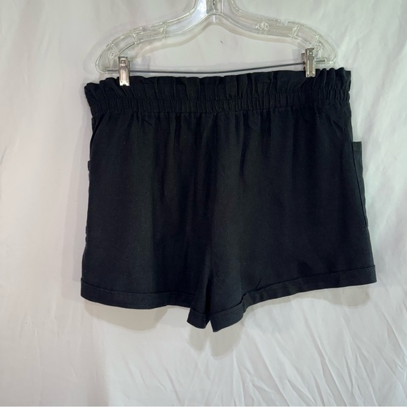 Forever 21 Black Paperbag Shorts - Picture 6 of 6